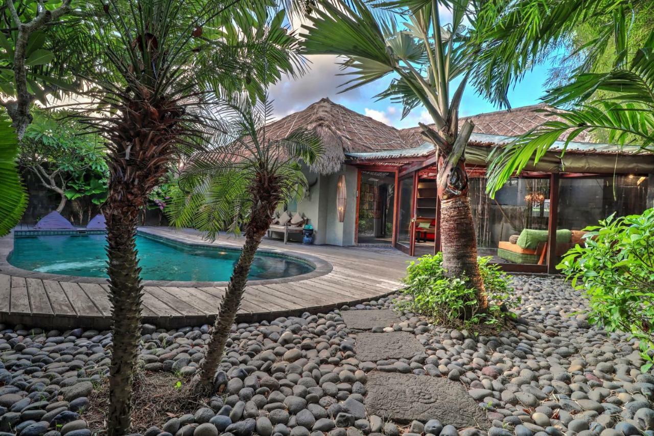 Villa Sham Seminyak Exteriör bild